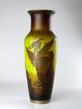 Vase - ocher colored glass, yellow glass - 1920 Vase - ocher colored glass, yellow glass - 1920