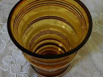 Vase - glass - 1930 Vase - glass - 1930