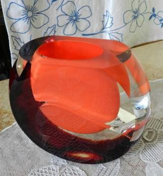 Vase - metallurgical glass - 1960 Vase - metallurgical glass - 1960