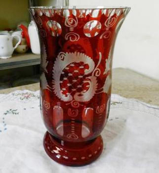 Vase - clear glass - 1960 Vase - clear glass - 1960