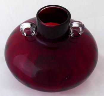 Spherical vase, colourless and ruby glass - round  Spherical vase, colourless and ruby glass - round