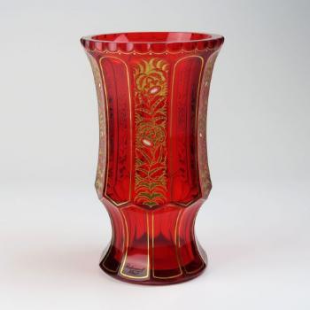 Vase - ruby glass - Hermann Eiselt, Kamenicky Senov, Bohemia - 1925