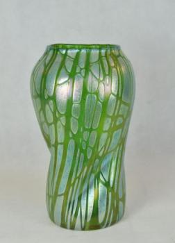 Vase - iridescent glass, green glass - Loetz - 1910